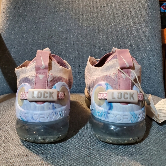 Nike Air VaporMax Flynit 2020 (Light Arctic Pink) Size 9.5 Womens/ 8 Mens - Picture 5 of 14